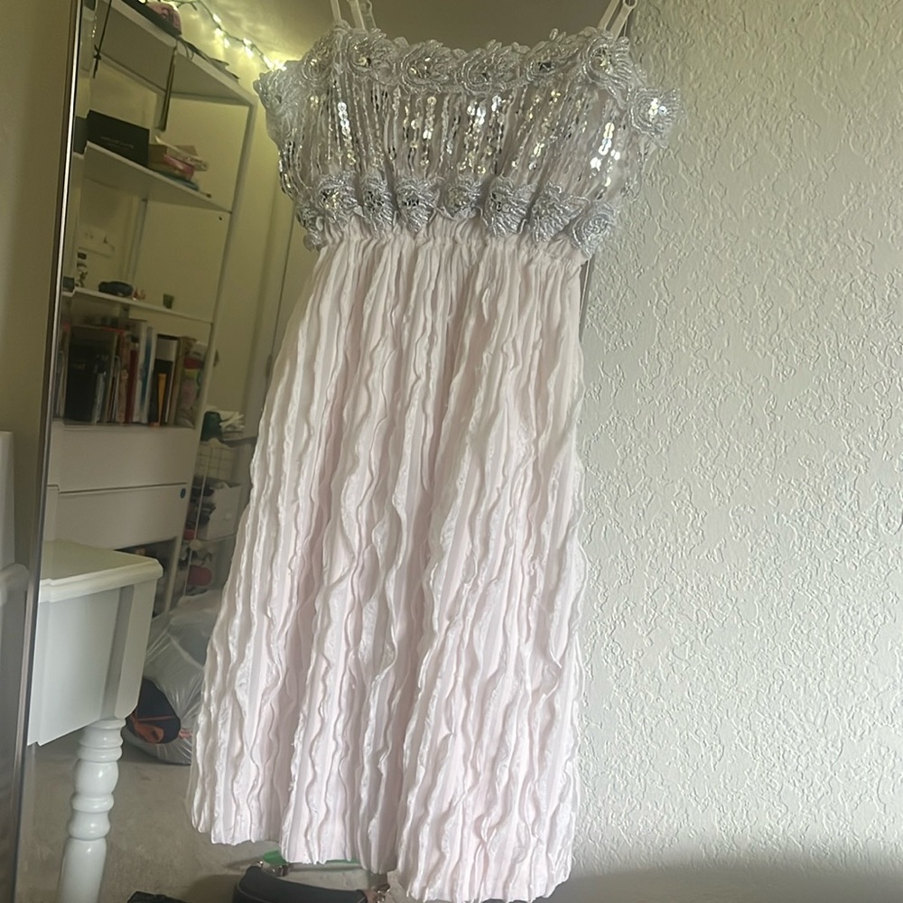 Mamma Mia style Elegant White Lace Dress